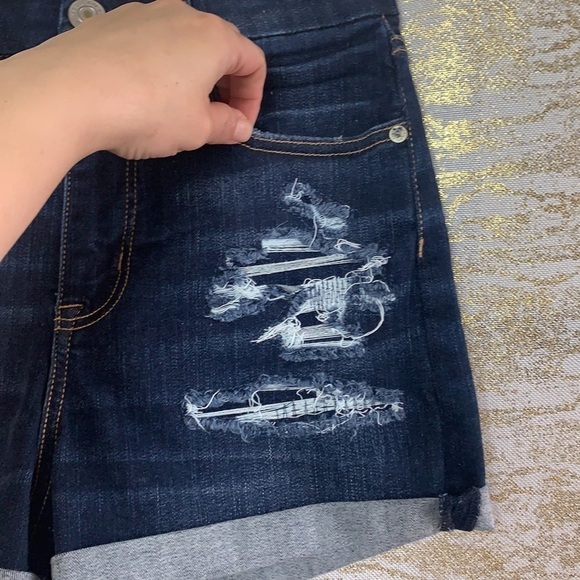 AMERICAN Eagle Curvy Hi Rise Shortie Stretch Distressed Shorts Women's Size 4 - Picture 5 of 16